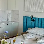 Baltic Infinity 417 - & Pool Access Apartman