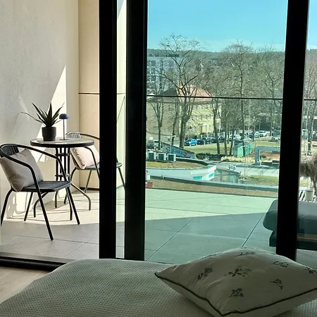 Baltic Infinity 417 - & Pool Access *